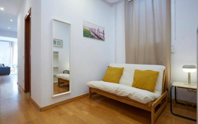 42ARA156 - Spacious apartment in Eixample