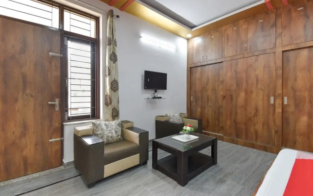 OYO 45329 Hotel Shreemaya