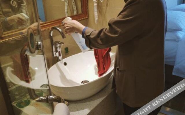 Vienna 3 best hotel (Tongshan county government)