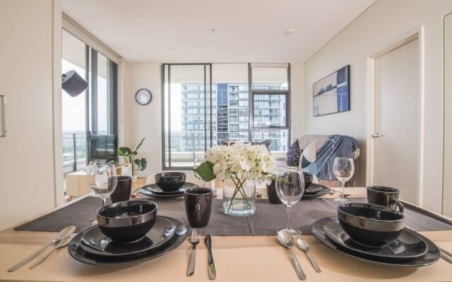 17th Level 1bed1bath APT Macquaire Park+wifi+view