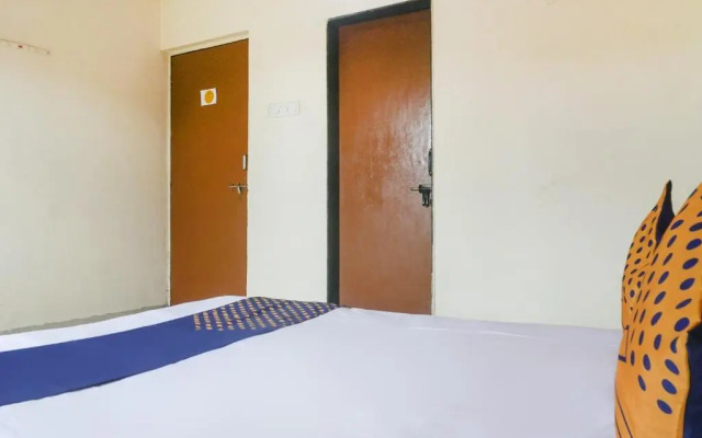 Vaishali Lodge by OYO Rooms