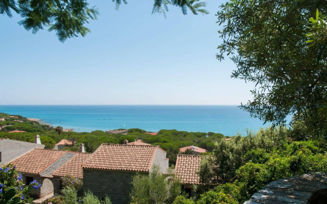 Alba Dorata Resort