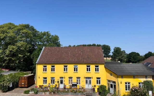 Lindenhof ChezArtistes
