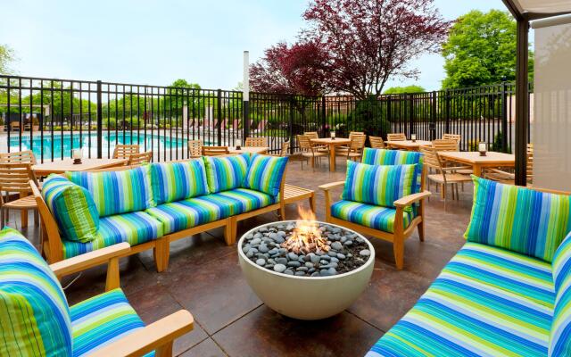 Holiday Inn Clark - Newark Area by IHG