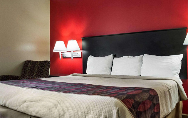 Econo Lodge Jamestown South