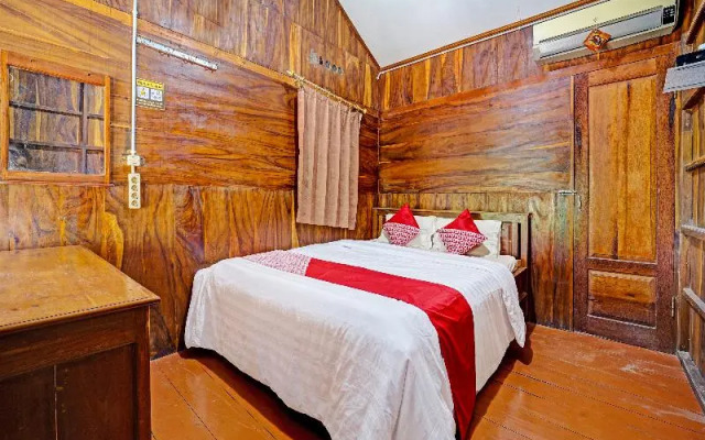 Oyo 91201 Larasati Homestay Pantai Klayar