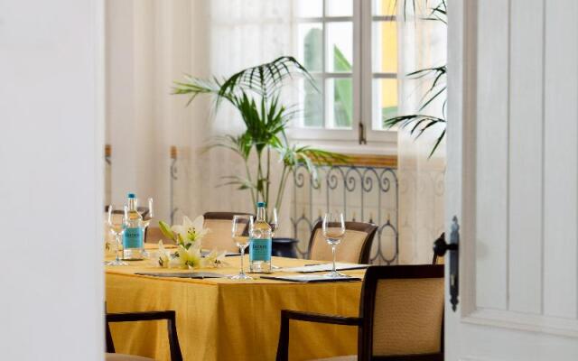 Seaside Grand Hotel Residencia