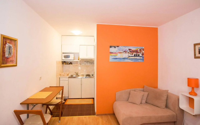 Studio Apartment Andrijana