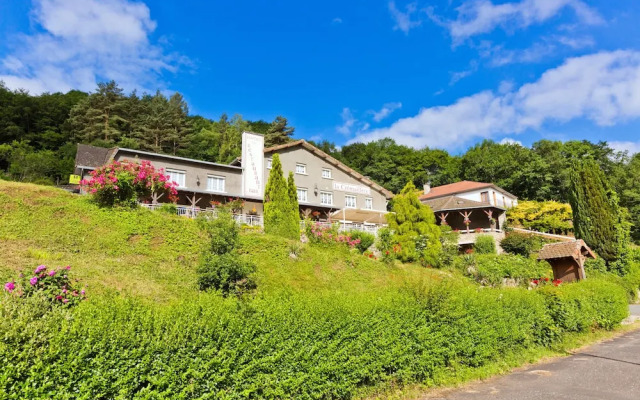 Logis Hotel La Cremaillere