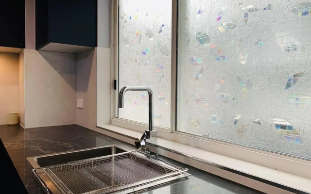 Southbank Modern Luxe Apartment