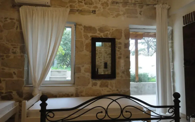 Villa Arokaria