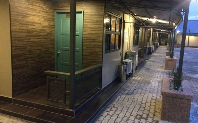 Talents Motor Park Hotel