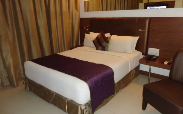 The Urban Hotel