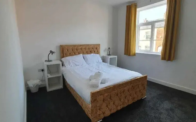 Fantastic New Room-3