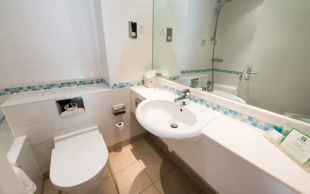 Holiday Inn Edinburgh by IHG