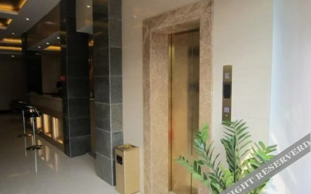 Yichang Lijia Business Hotel