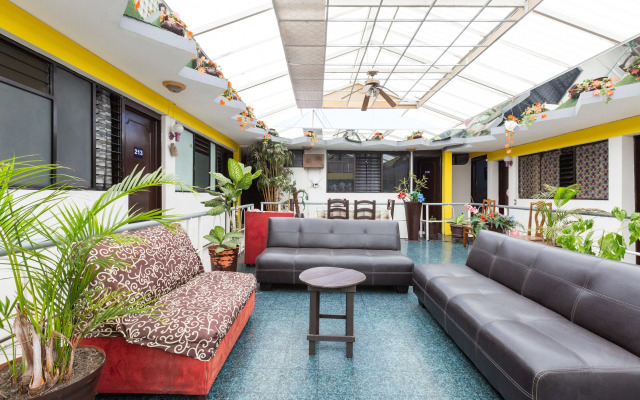 Oyo Hotel Casa Genesis