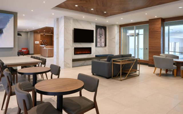 Fairfield by Marriott Niagara Falls, Canada