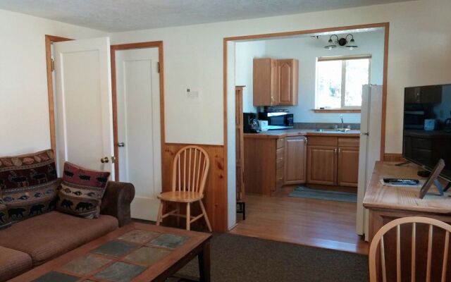 Daven Haven Lodge & Cabins