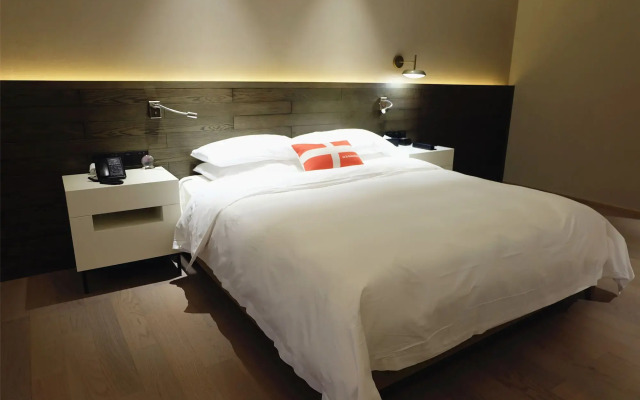 Swisstouches Guangzhou Hotel Residences