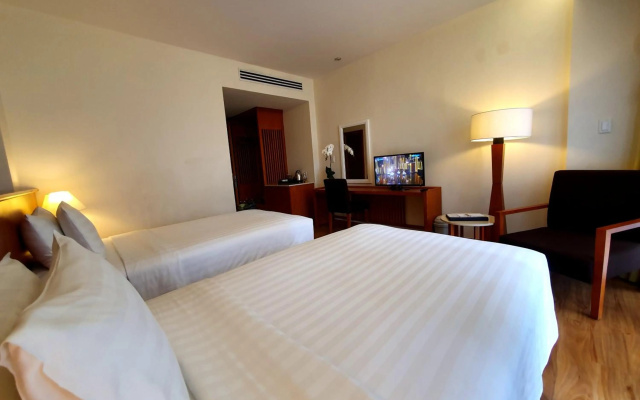 Saigon Hotel – Guest Rooms – Ho Chi Minh City