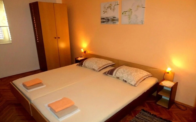 Ognjen - Family Apartments With Free Parking - SA3
