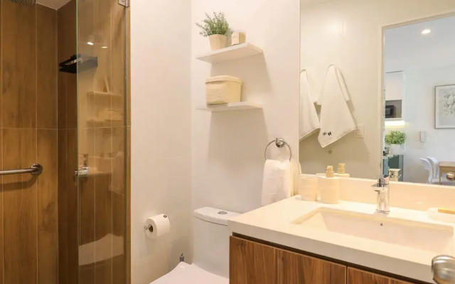 w Stunning 1BR w Great Deco in San Isidro