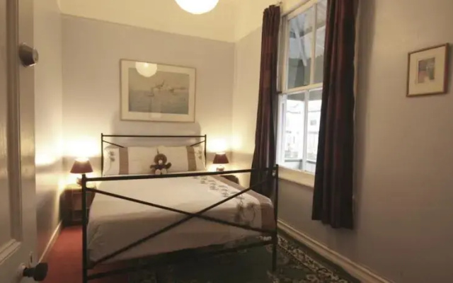 Brown Kiwi Travellers Hostel