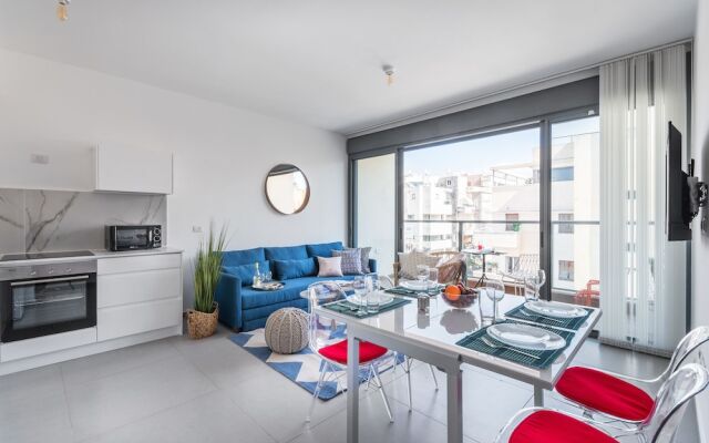 New Building in TLV Perfect location