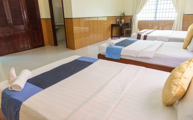 Yanathyna Ochheuteal Hotel