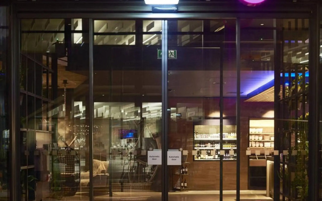Moxy York