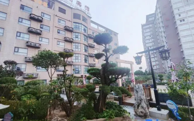 Tongchuan Hotel