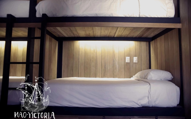 Nao Victoria Hostel