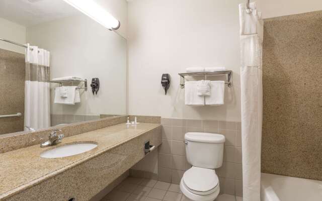 Baymont by Wyndham Galveston