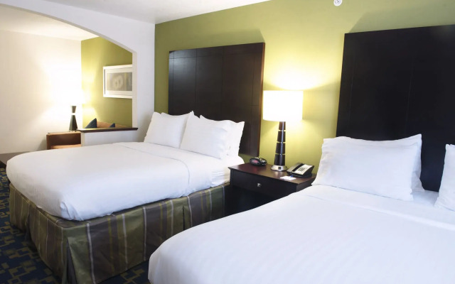 Holiday Inn Express Urbandale Des Moines