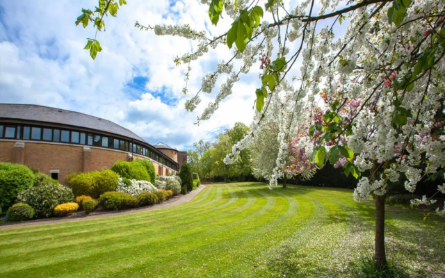 London Chigwell Prince Regent Hotel, BW Signature Collection