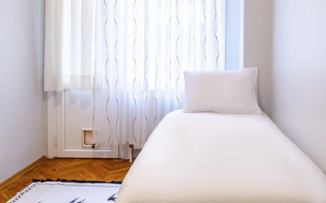 Fully Equipped Cozy Home in Kadikoy