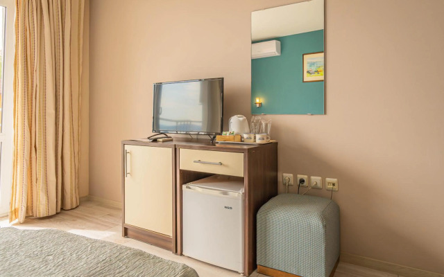 Valeo Hotel