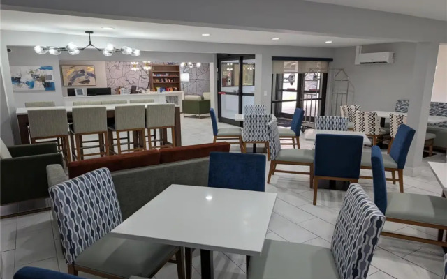 Best Western Greensboro Coliseum Inn