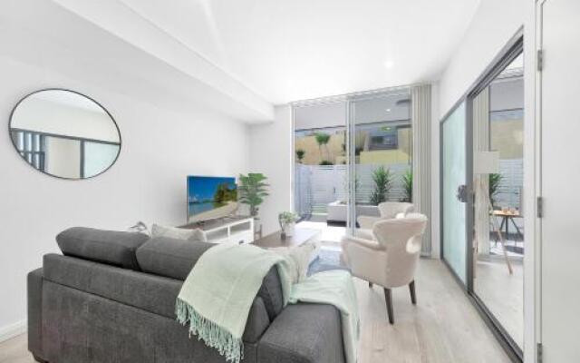 Elegant 2 Bedrooms Terrace with Premium Condition