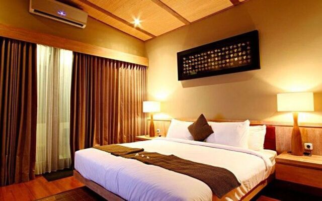 The Grove Villa Bumbak