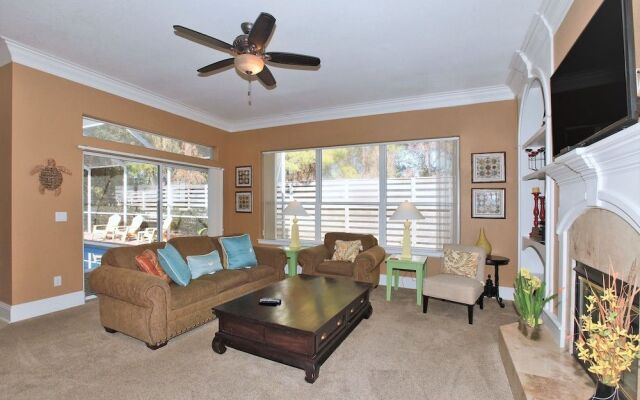 Destiny East Beach House in Destin by Panhandle Getaways