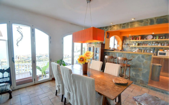 Zen House with Amazing View