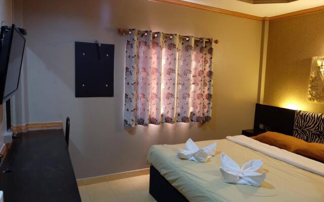 Golden House Hotel Sakaeo