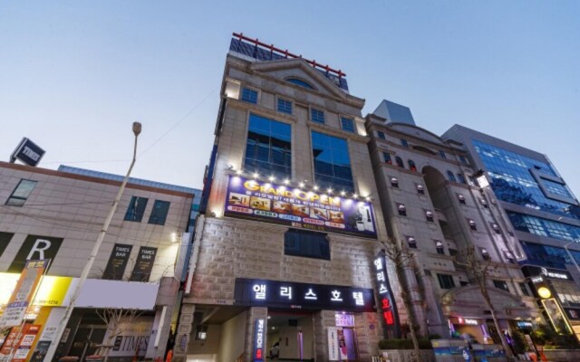 Gwangju Sangmu Alice Business Hotel