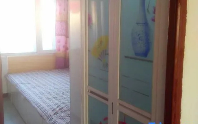 Xuexiang Jinlong Family Hotel