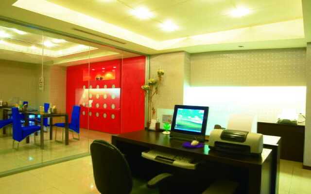 Royal Group Motel - Wuyin