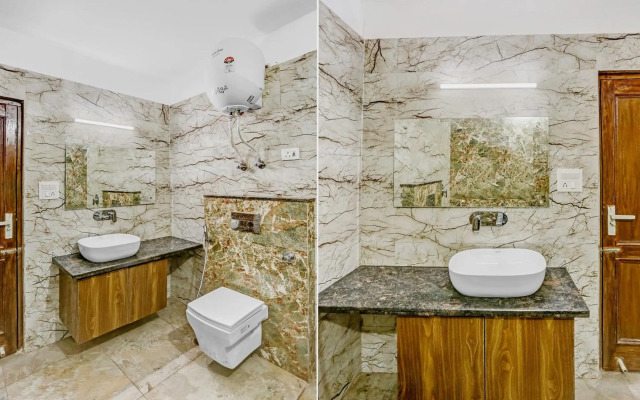 OYO Townhouse 1071 Hotel Metro Inn Residency