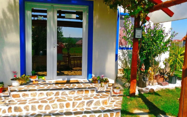 Teo Guest Rooms