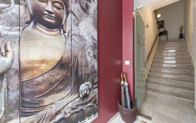 Le Petit Chateau Apartments Porto